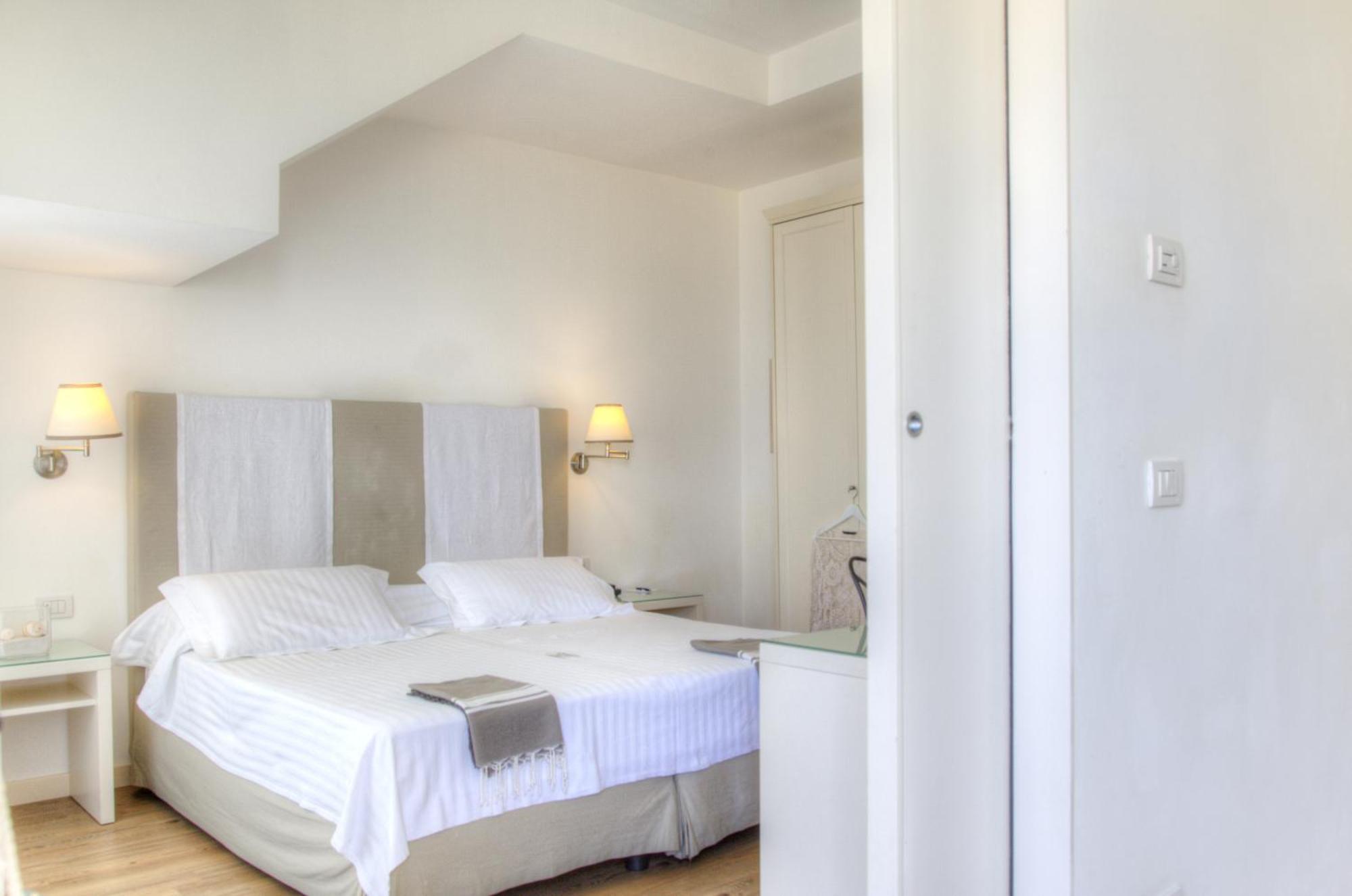 Ril Hotel